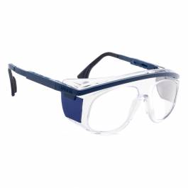 https://www.universalmedicalinc.com/media/catalog/product/cache/067faaefbd76a5305e4198b103739df3/r/g/rg-250_model-250-radiation-glasses_1.jpg