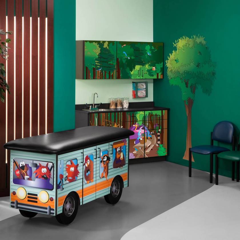 Clinton Complete Cool Camper Pediatric Treatment Table & Cabinets