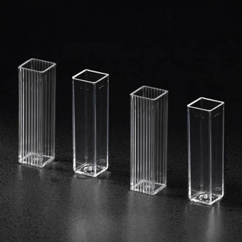 Semi-micro cuvette PMMA - 10mm light path