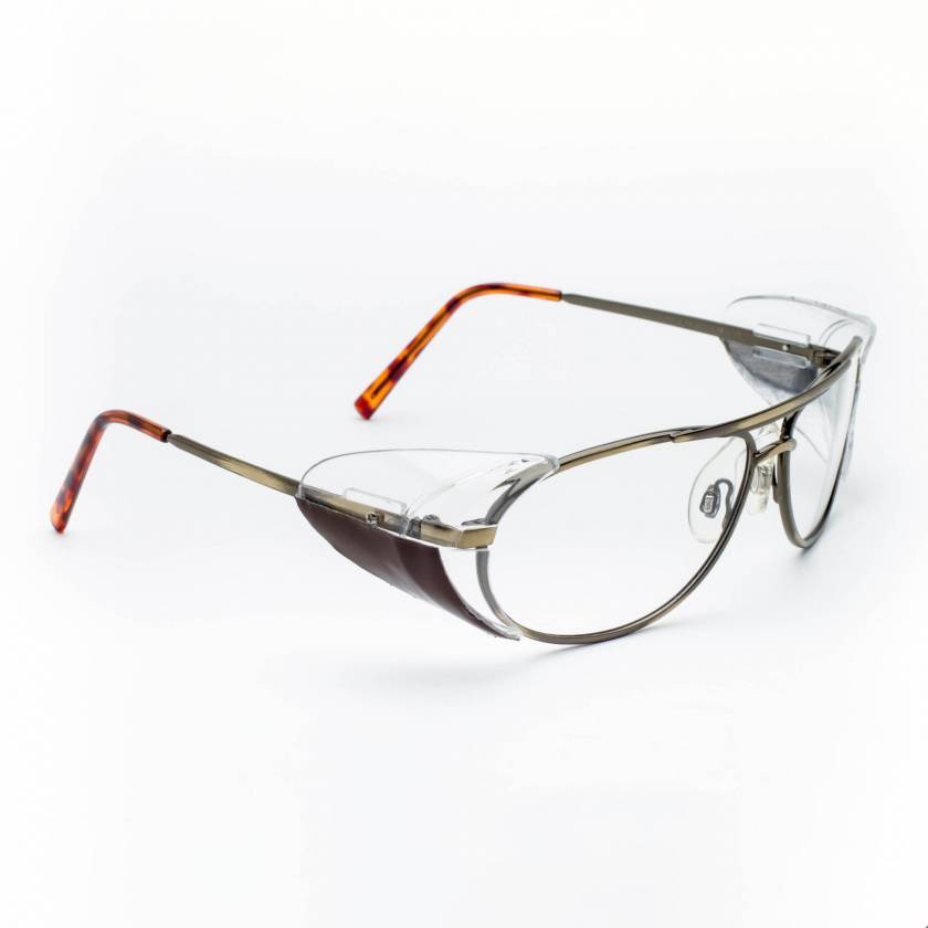 https://www.universalmedicalinc.com/media/catalog/product/cache/93f6ee08602653d43dda00297d18a5f3/r/g/rg-600_model-600-radiation-glasses-with-side-shields-gold.jpg